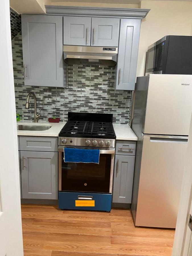 Affordable Room In Queens Ню Йорк Екстериор снимка
